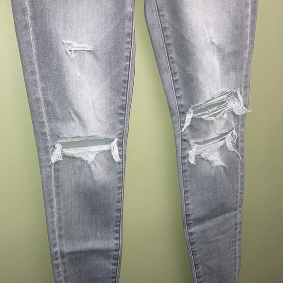 American Eagle Outfitters Gray Skinny Distressed Jeans - Picture 4 of 15